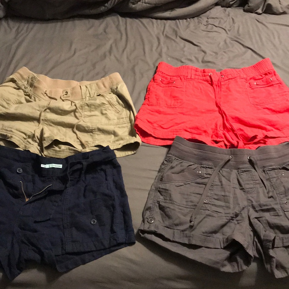Bundle of Maurice’s shorts. Size Large. GUC.